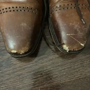 Magnanni men’s Zalo shoes. Size 7.5 in Cognac. In need of some TLC.  With box. Magnanni | Shoes | Magnanni Mens Zalo Shoes Size 75 In  main image 4